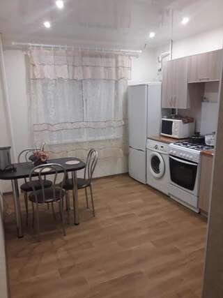 Апартаменты Apartment on Kolasa 42 Новополоцк Стандартные апартаменты-16